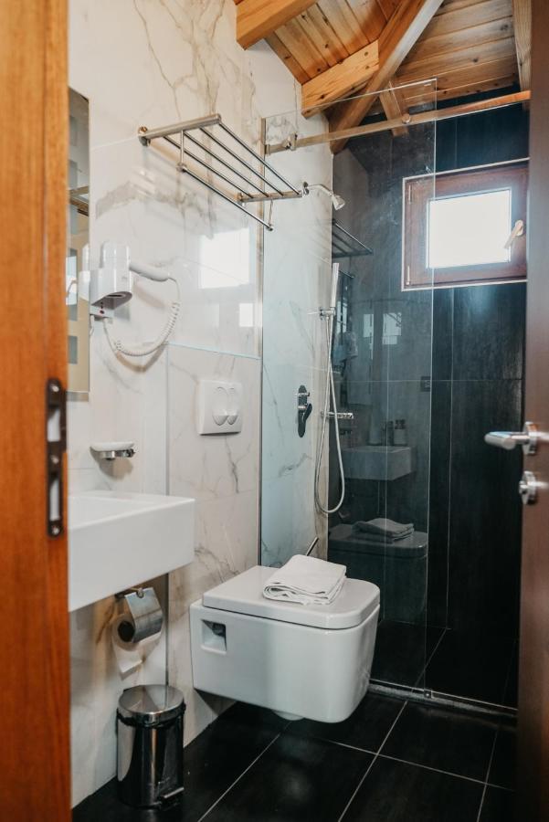 Center Hotel Gjirokaster Ngoại thất bức ảnh