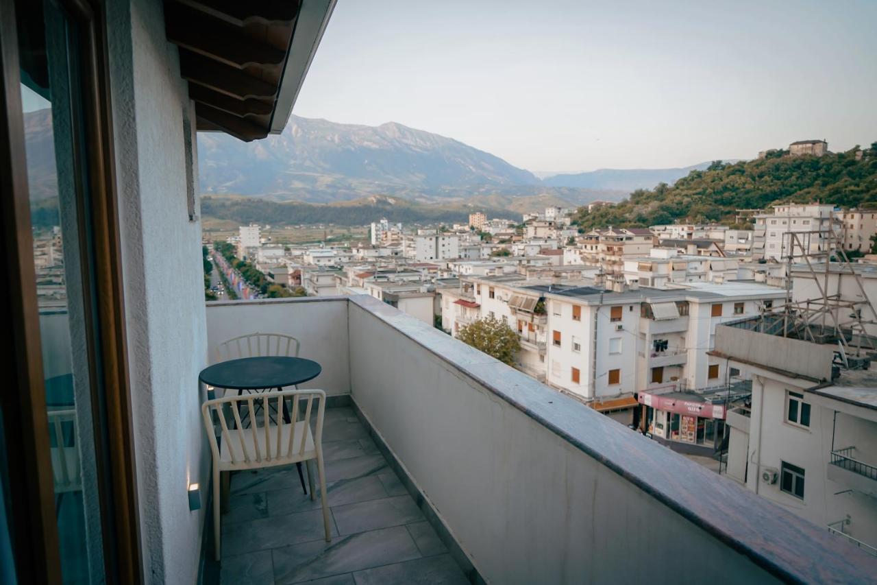 Center Hotel Gjirokaster Ngoại thất bức ảnh