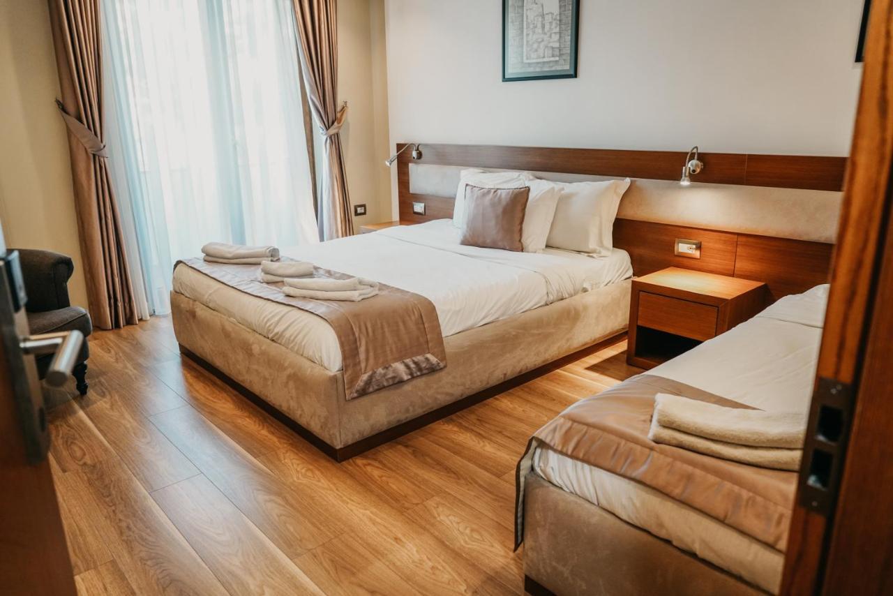 Center Hotel Gjirokaster Ngoại thất bức ảnh