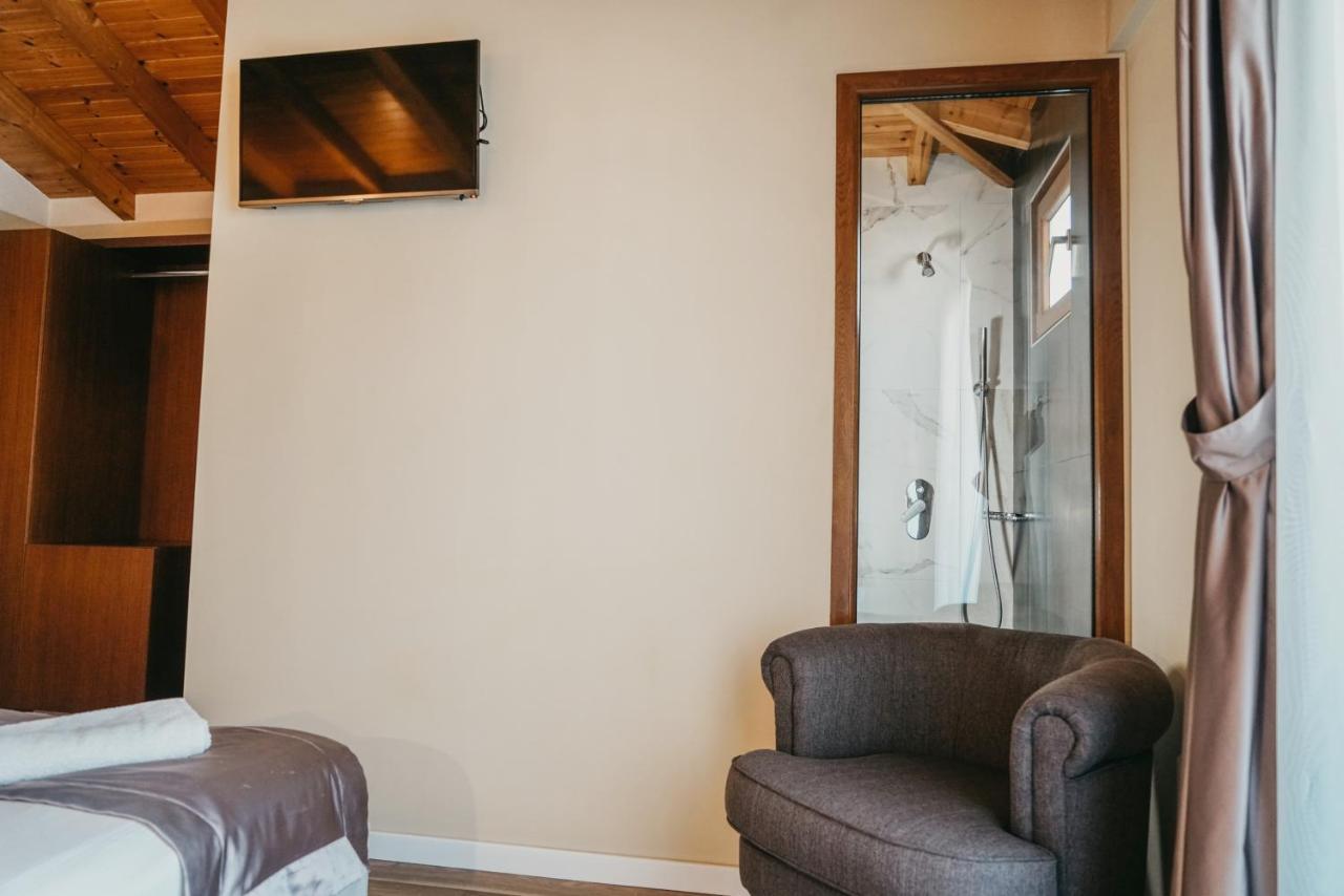 Center Hotel Gjirokaster Ngoại thất bức ảnh
