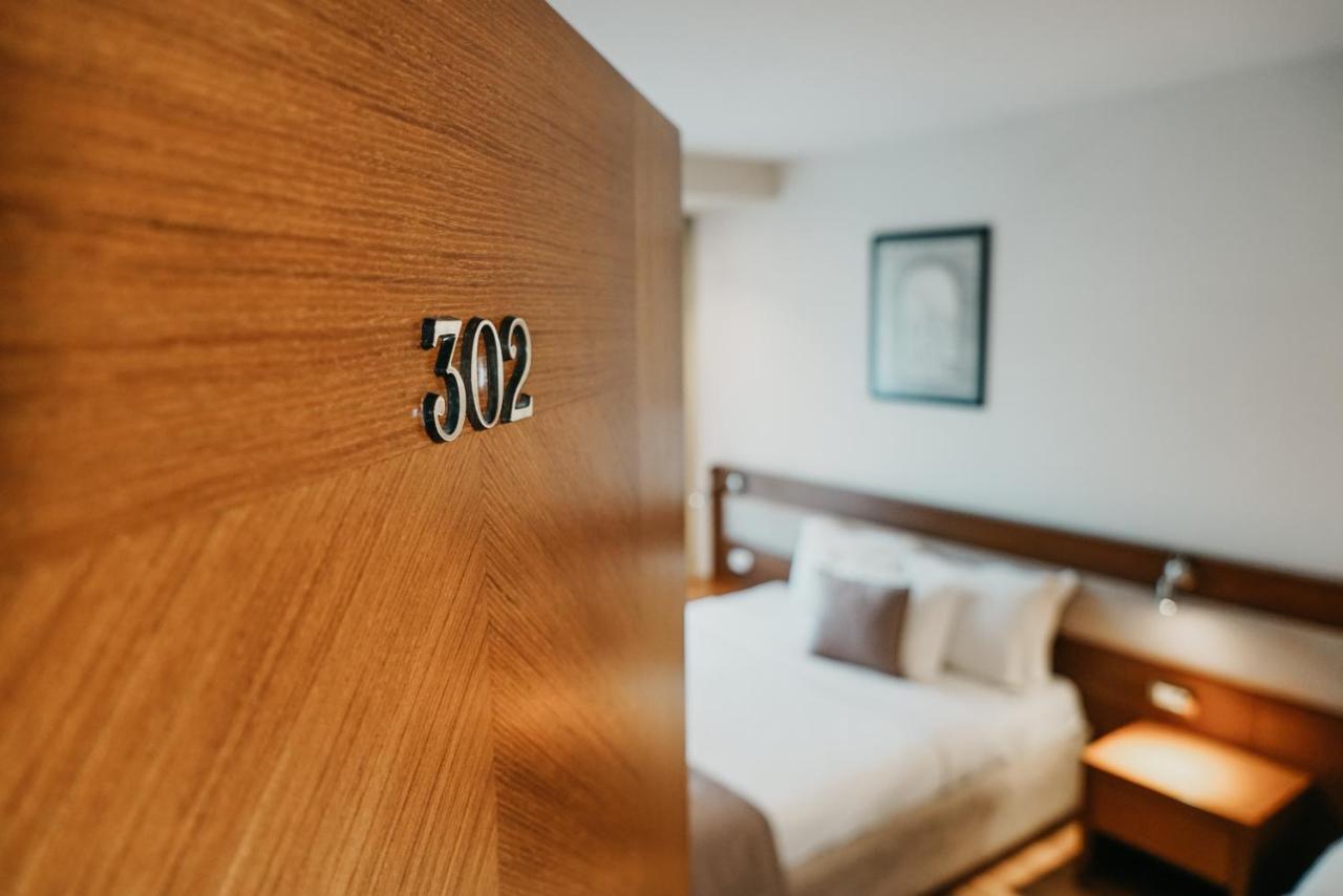 Center Hotel Gjirokaster Ngoại thất bức ảnh