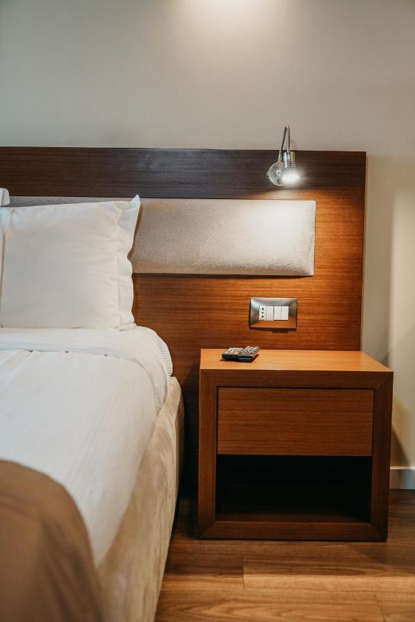 Center Hotel Gjirokaster Ngoại thất bức ảnh