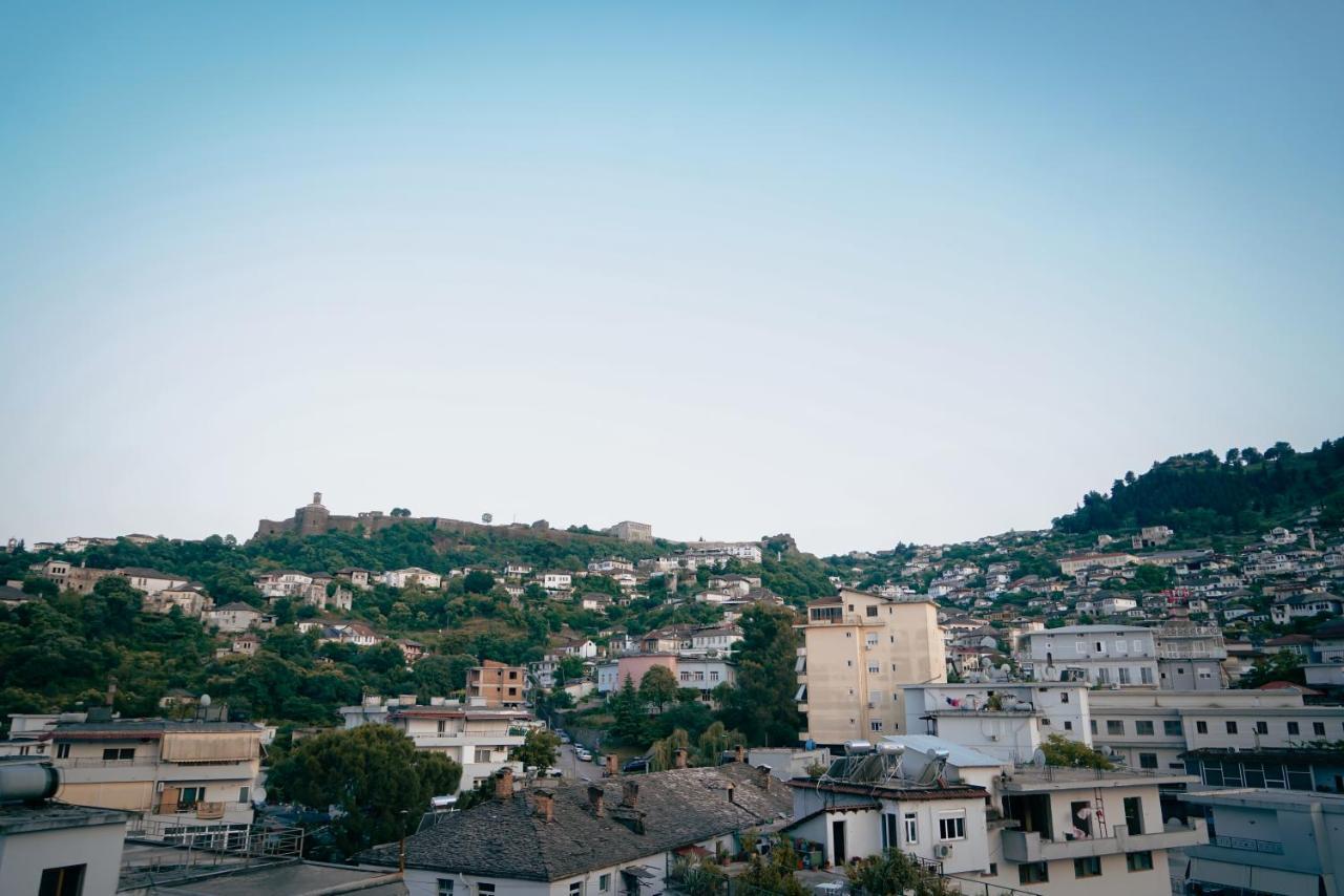 Center Hotel Gjirokaster Ngoại thất bức ảnh