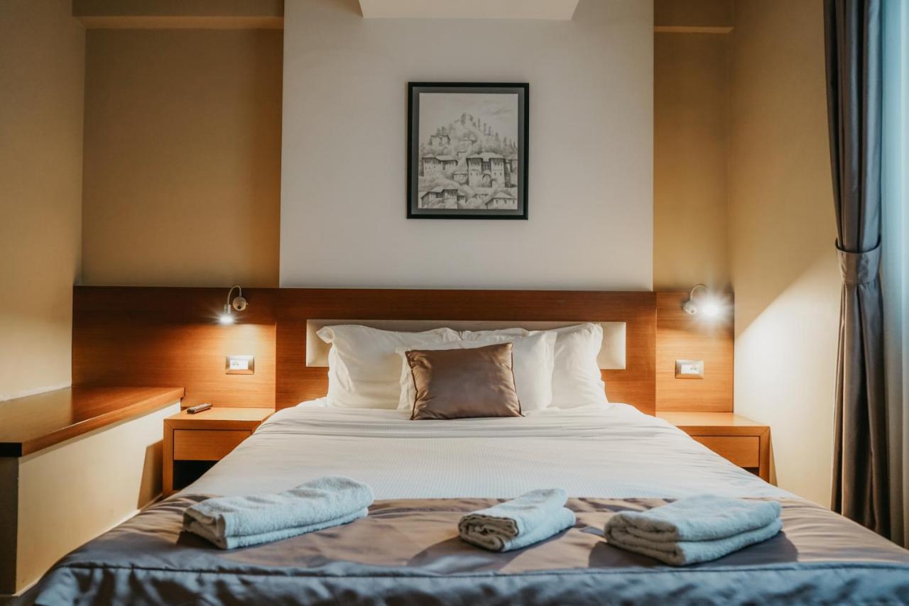 Center Hotel Gjirokaster Ngoại thất bức ảnh