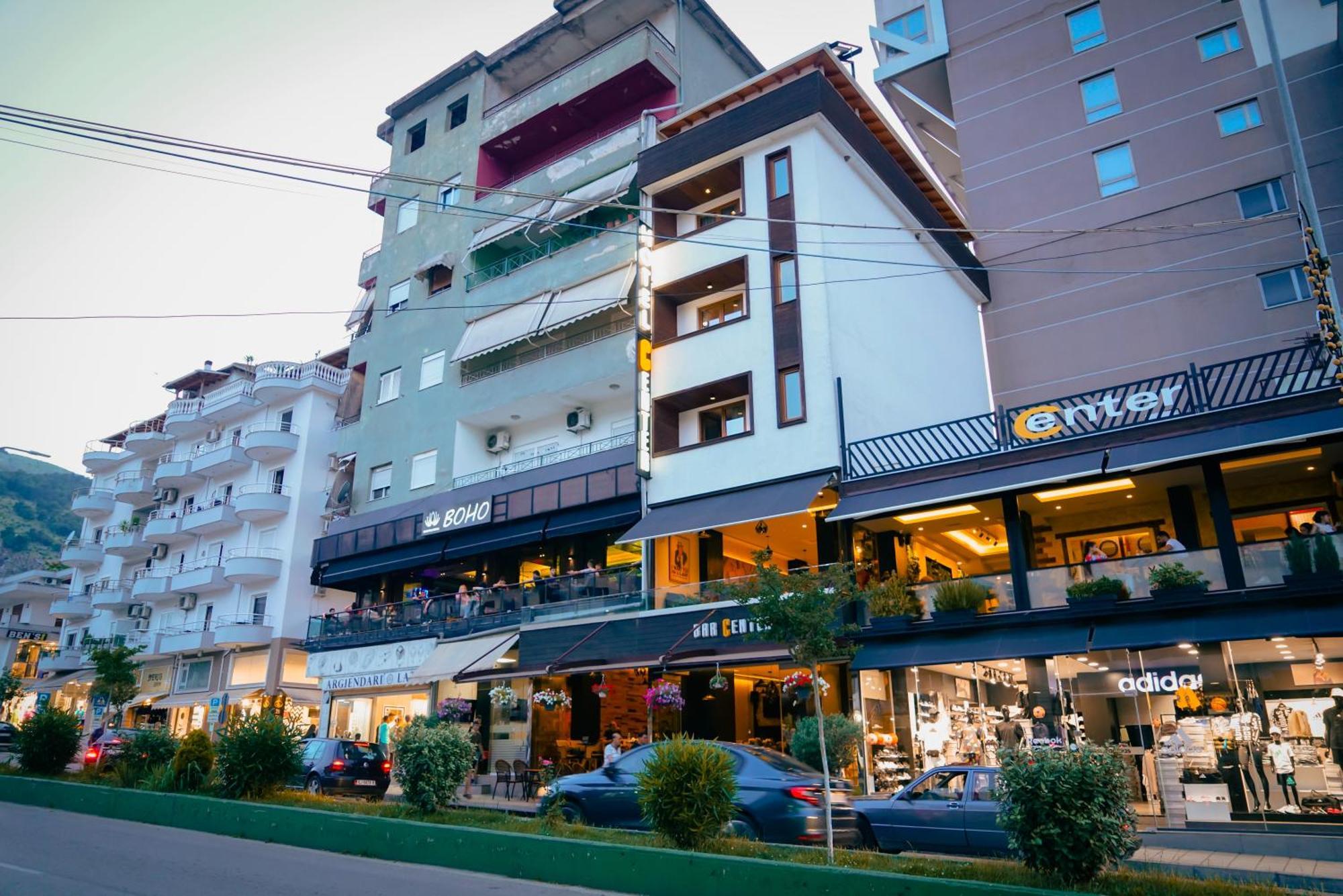 Center Hotel Gjirokaster Ngoại thất bức ảnh